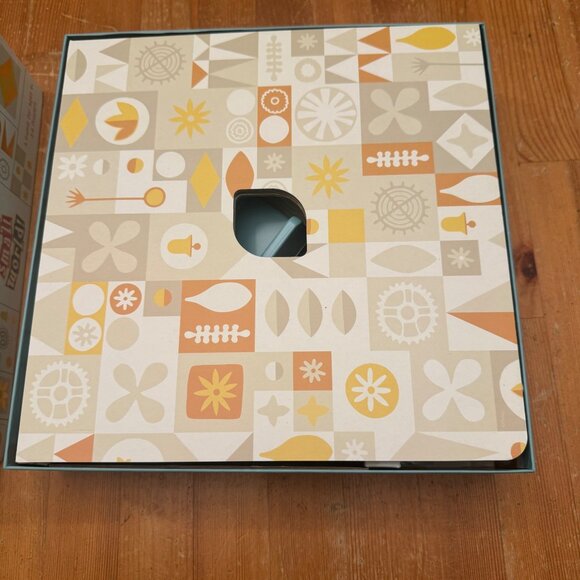 Disney It’s a small world game Funko 2021 - Picture 2 of 11